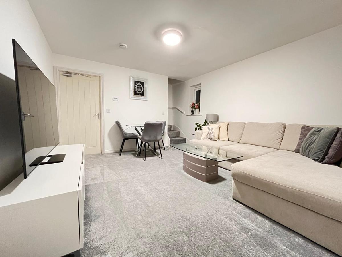 New Ollerton Parkgate Rest Apartment Exterior foto